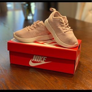 running shoes. good overall condition.